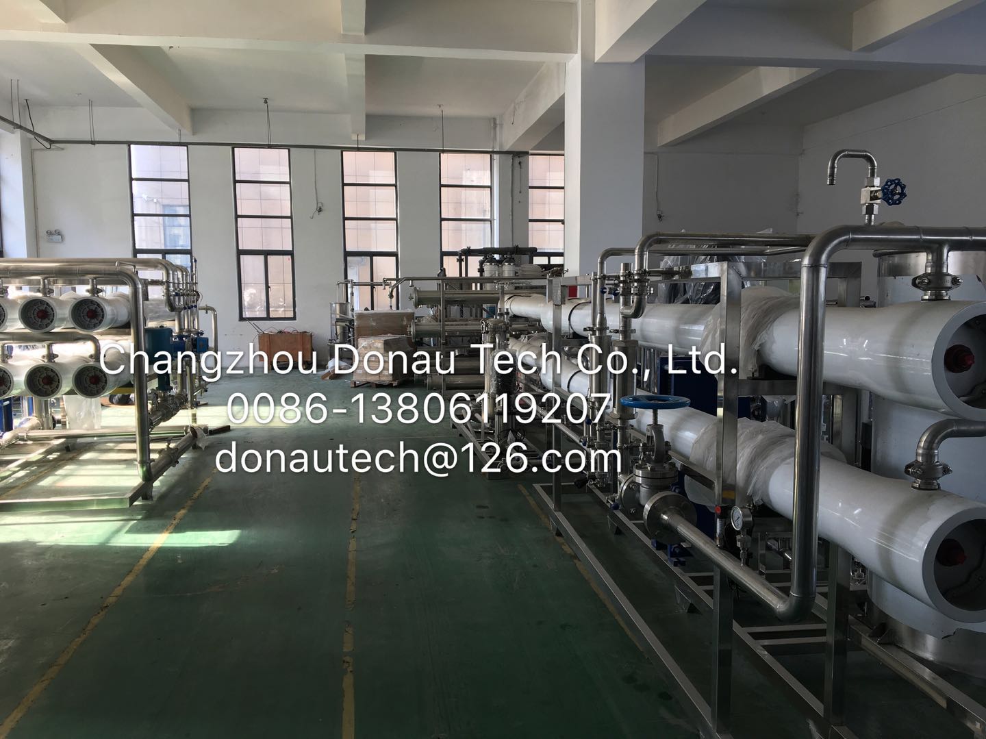 Fluidized bed coating system